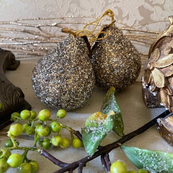 BEADED GLITTER Pears! A Pair of Pears! - Picture 1 of 4